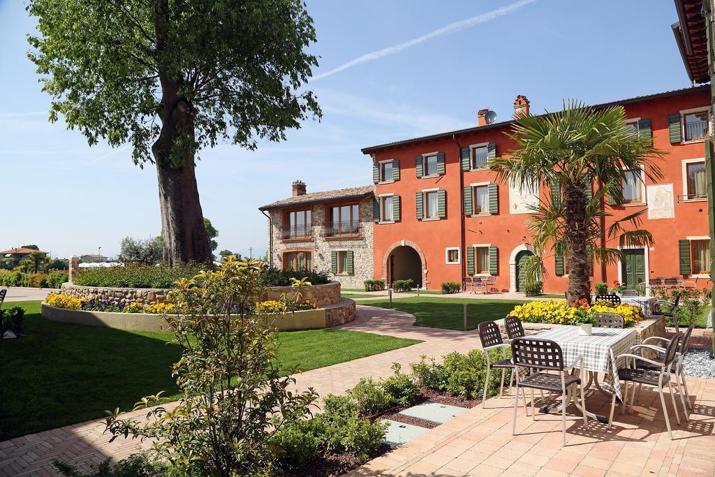Residence Borgo Mondragon Lazise Exterior photo