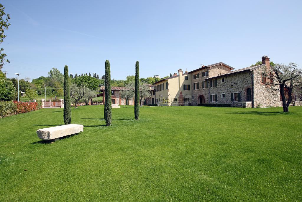 Residence Borgo Mondragon Lazise Exterior photo